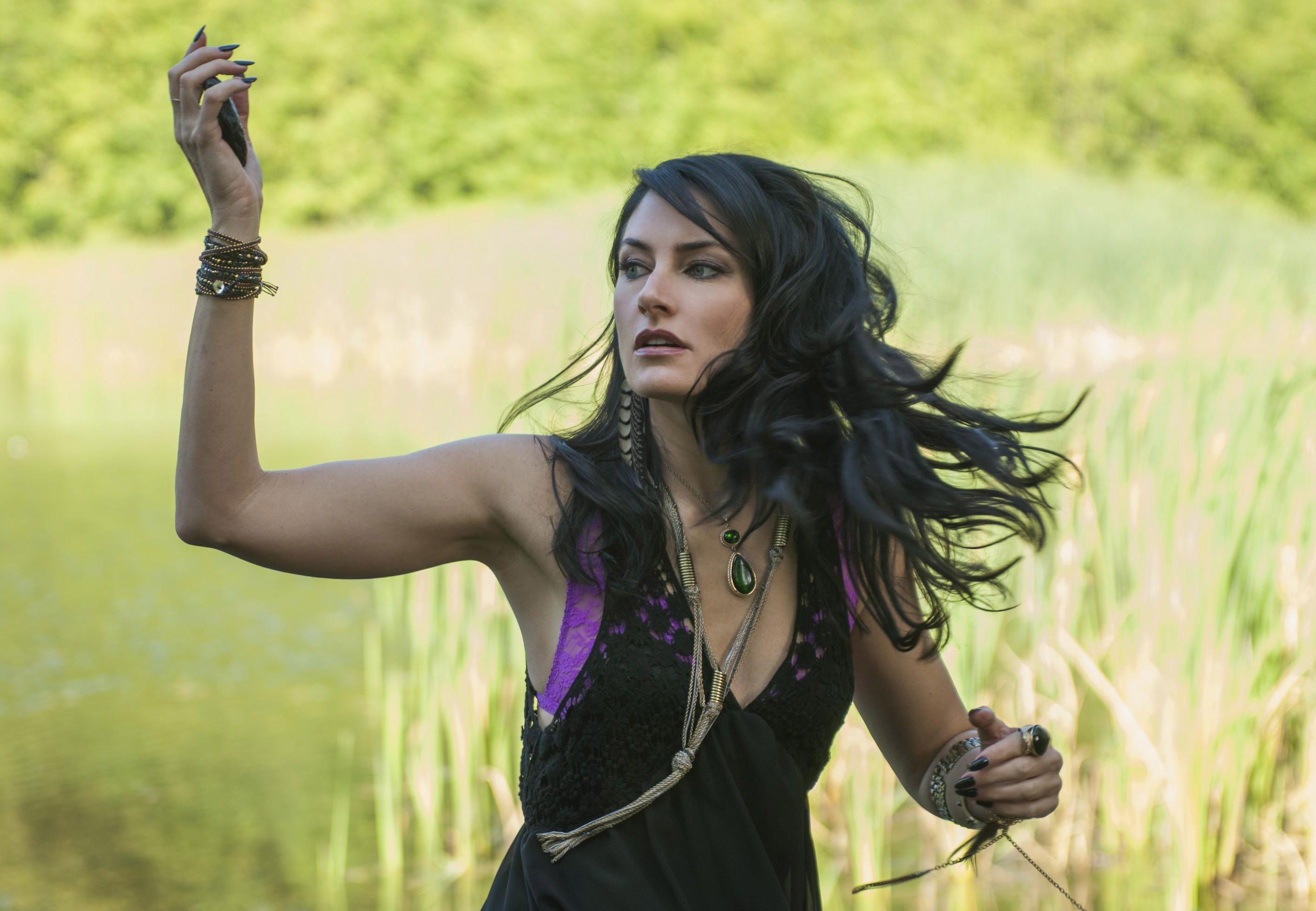 Witches Of East End Teaser Trailers And Photos From Today I Am A Witch