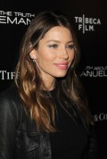 Jessica-Biel-The-Truth-About-Emanuel-014