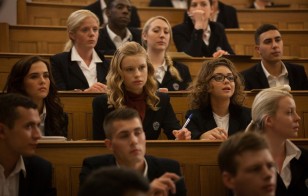 Vampire Academy Image 16